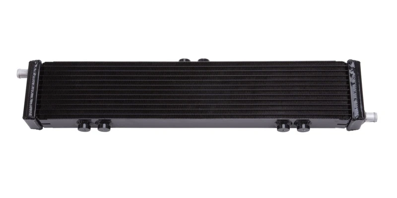 Edelbrock Wärmetauscher Single Pass Dual Row 22 000 Btu/Hr 26,5 cm B x 13 cm H x 6,7 cm T Schwarz