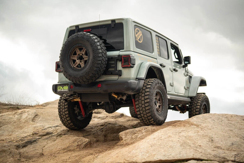 DV8 Offroad Spare Tire Carrier für 2018–2025 Jeep Wrangler JL