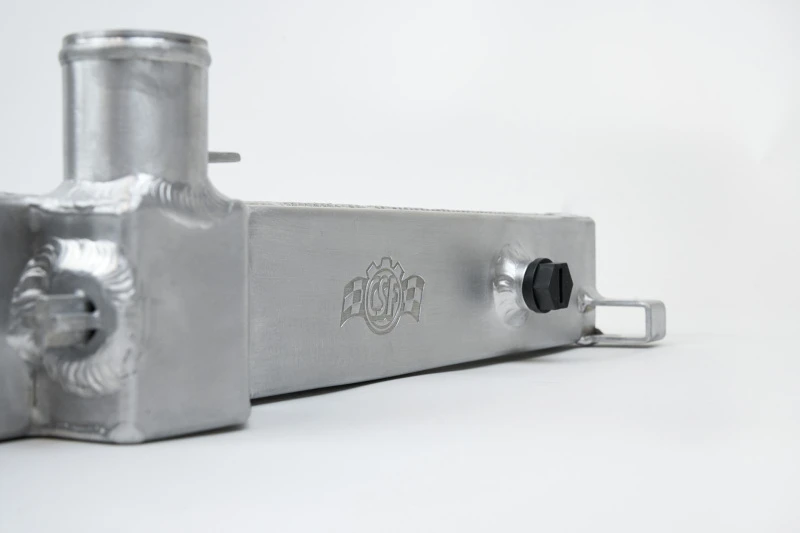 CSF BMW S54 Einbau in E36 / E46 Chassis Hochleistungskühler