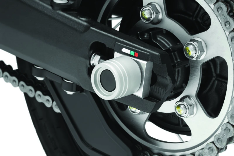 Kuryakyn Hinterachsschieber für CRF1000L/Adventure Silber