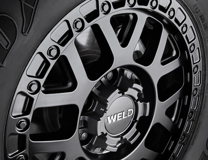 Ford Racing 17x8.5in Weld Cinch W104 Black Wheel for 21-25 Bronco (Excl Bronco Raptor)