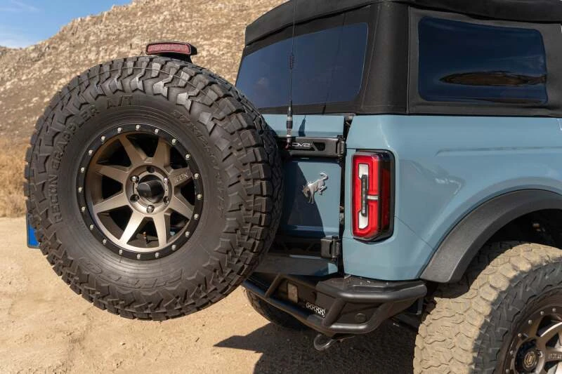 DV8 Offroad Ersatzreifenhalter für 2021–2024 Ford Bronco