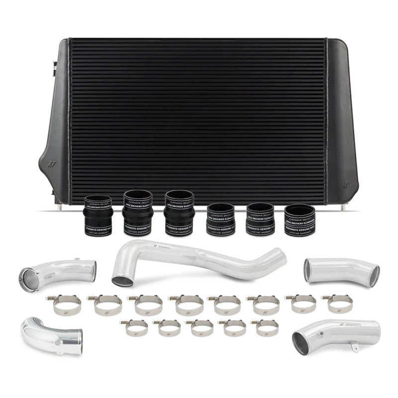 Mishimoto 17-19 GM L5P Duramax Intercooler-Kit - Schwarz mit polierten Rohren