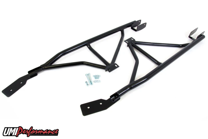 UMI Performance 93-02 GM F-Body 3-Punkt-Subrahmen-Verbindungen - Einbau durch Schweißen