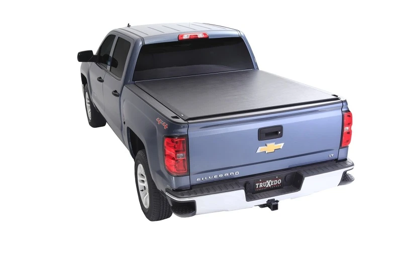 Truxedo Lo Pro Bed Cover for 07-13 GMC Sierra & Chevrolet Silverado 2500/3500 Dually w/Bed Caps 8ft