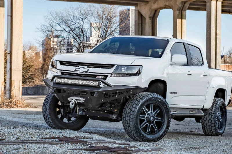 Addictive Desert Designs HoneyBadger Front Bumper für 2015–2020 Chevy Colorado