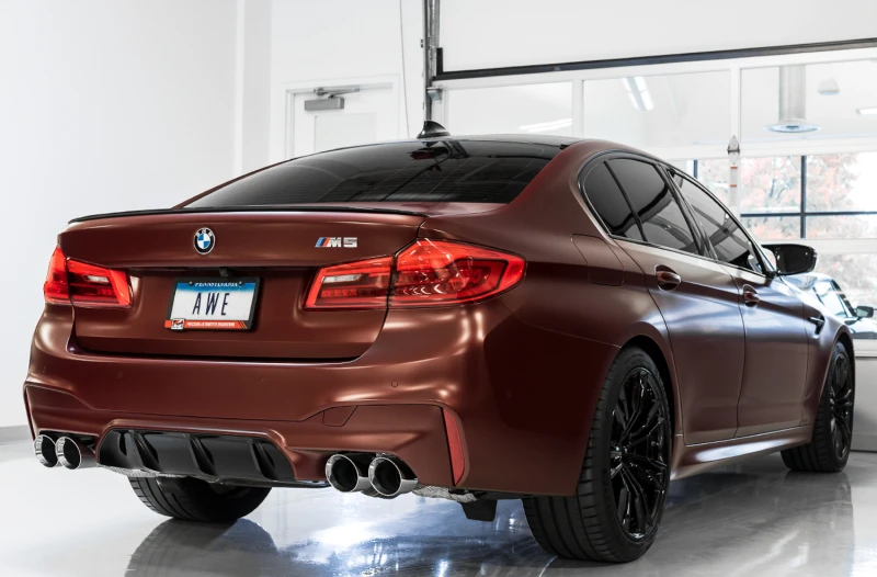 AWE Tuning 18-19 BMW F90 M5 SwitchPatch Kat-Back-Auspuff- Black Diamond-Tipps