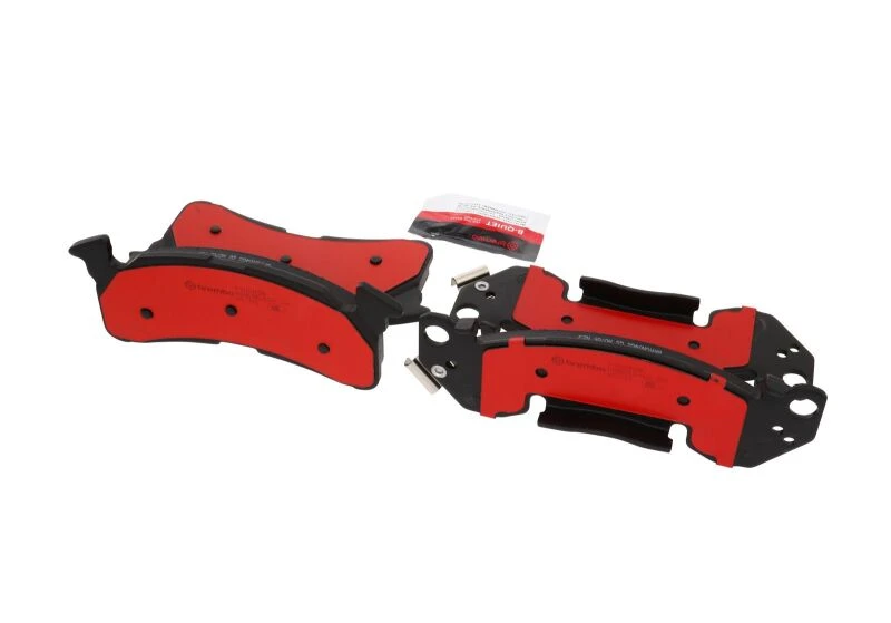 Brembo OE Keramik-Bremsbeläge vorne für 95-96 Chevrolet G30 / GMC G3500