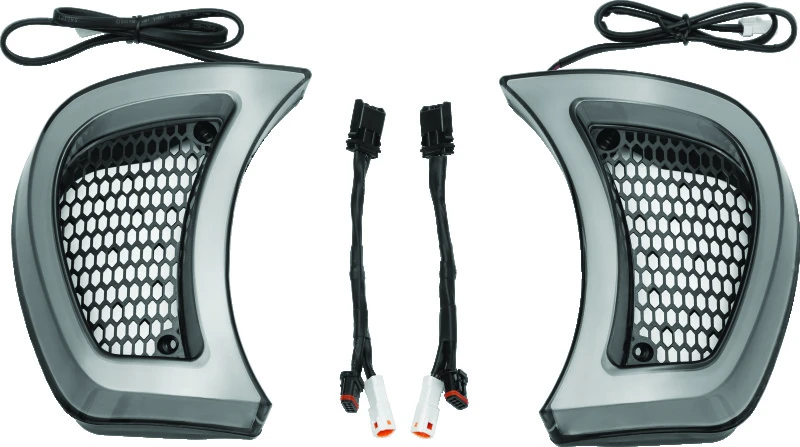 Kuryakyn Tracer Headlight Vent Accents für Road Glide