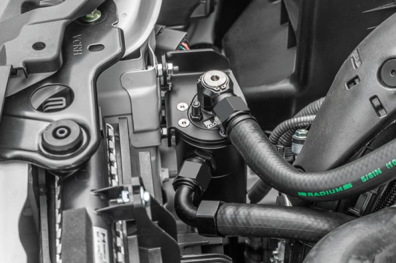 Radium Engineering Auffangbehälter-Kit CCV für Subaru WRX VB Fluid Lock
