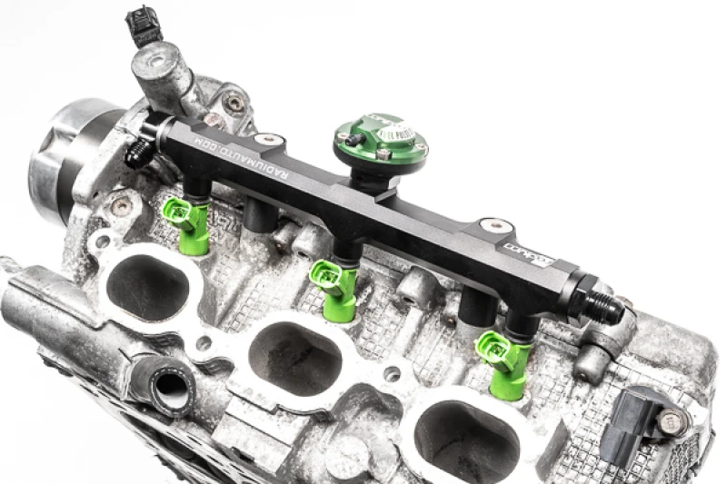 Radium Engineering Subaru Phase-II EZ30/EZ36 Top Feed Conversion Fuel Rail Kit