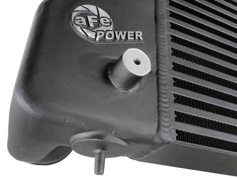 aFe BladeRunner Street Series Ladeluftkühler mit Rohren 94-02 Dodge Diesel LKW L6-5.9L (td)