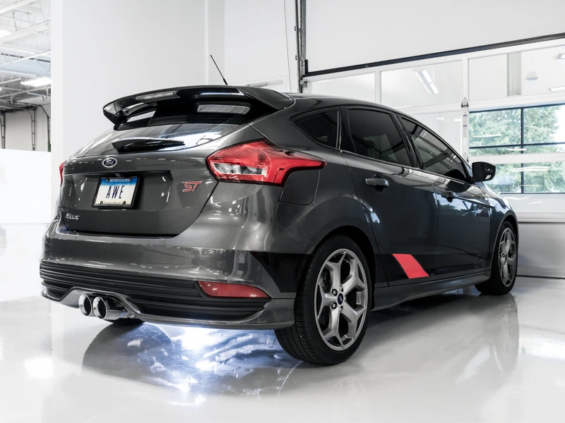 AWE Tuning Ford Focus ST Touring Edition Kat-Endschalldämpfer - Resoniert - Chromsilber-Tipps