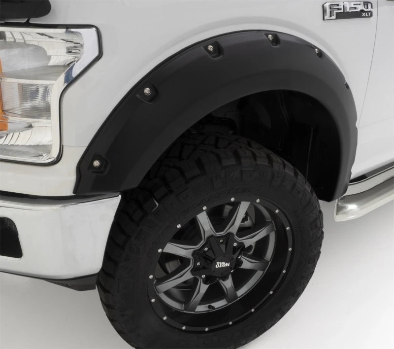 Bushwacker 18-19 Ford F-150 Taschen-Stil Flares 4-teilig - Oxford Weiß