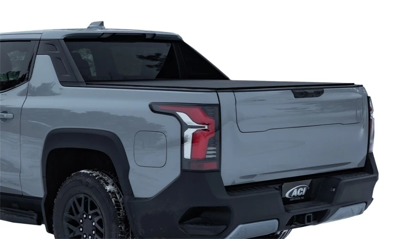 Access LOMAX Stance Hard Folding Tonneau Cover für 2024+ Chevy Silverado EV 5ft 11in. Box