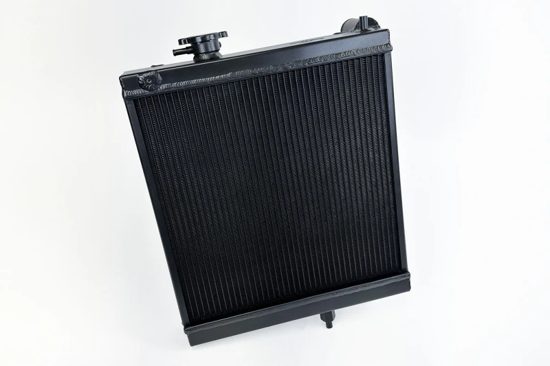 CSF 1/2 Size Radiator - Black for 03-07 Mitsubishi Lancer EVO 7/8/9