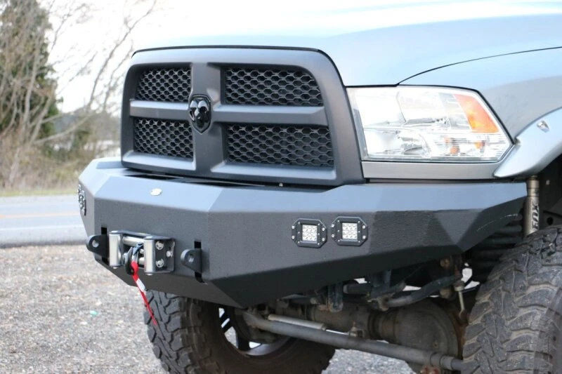 DV8 Offroad Frontstoßstange für 2010–2014 Dodge Ram 2500/3500