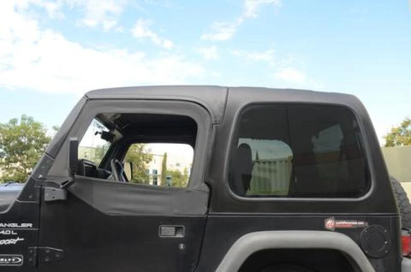 DV8 Offroad Hard Top Square Back für Jeep Wrangler TJ 1997-2006