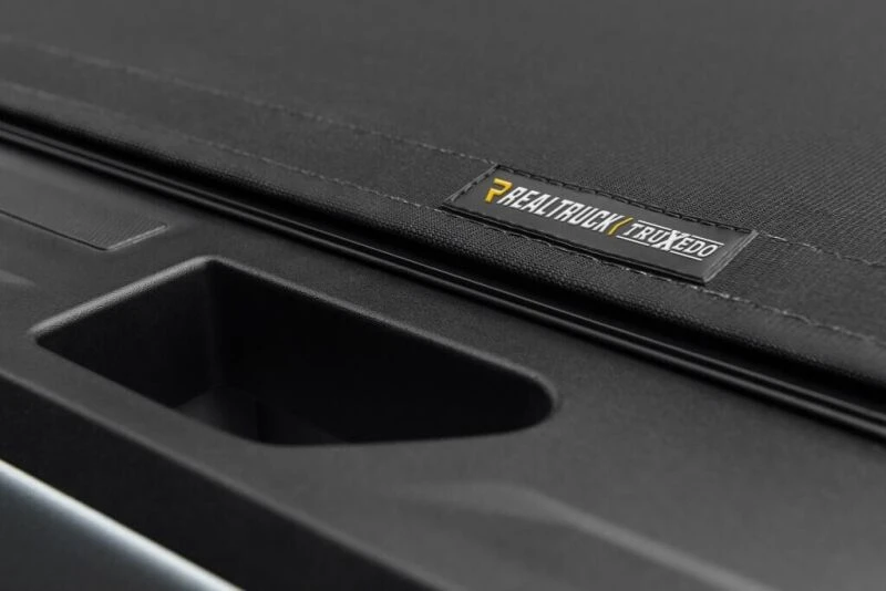 Truxedo Pro X15 Bettabdeckung für 19-20 GMC Sierra & Chevrolet Silverado 1500 (Neuer Körper) ohne Heckklappe 5ft 8in