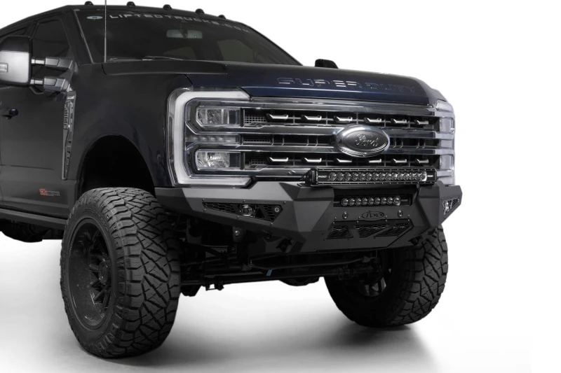 Addictive Desert Designs Honeybadger Frontstoßstange für 2023+ Ford Super Duty