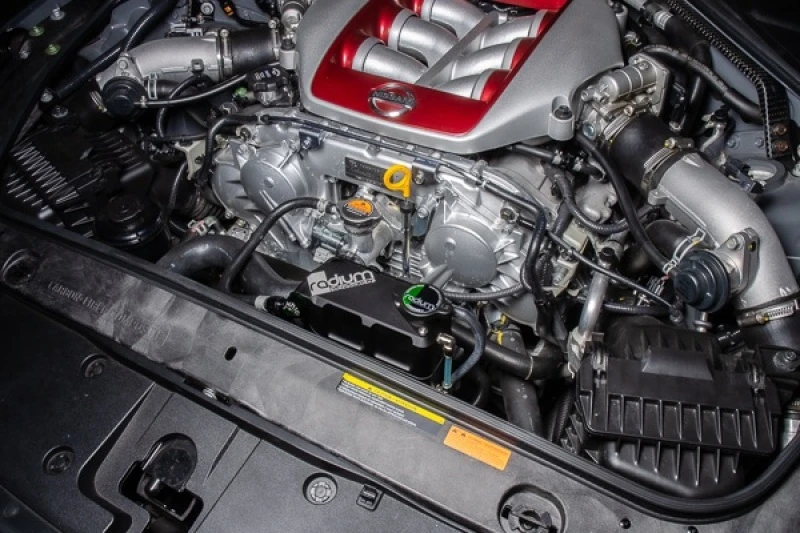 Radium Engineering R35 Nissan GT-R Coolant Tank Kit