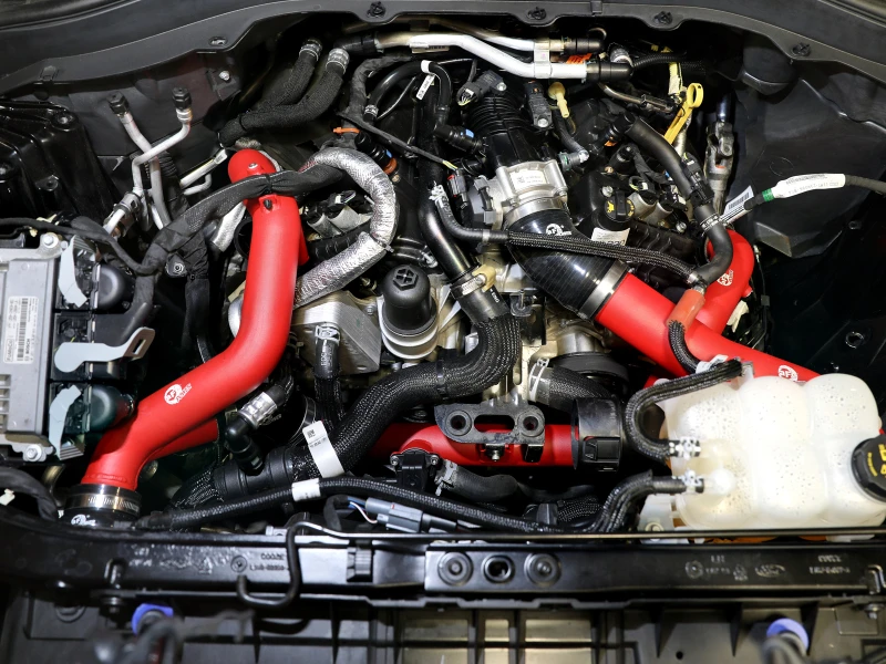 aFe 20-23 Ford Explorer ST V6 3.0L (tt) BladeRunner Aluminium Hot- und Cold-Charge-Rohr-Kit - Rot