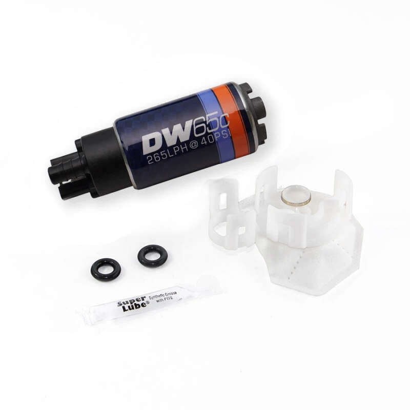 DeatschWerks 265 LPH Kompakte In-Tank-Kraftstoffpumpe mit Einrichtungs-Kit 08-15 Mitsu EVO X, 06-13 MazdaSpeed 3/6