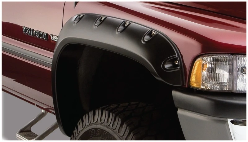 Bushwacker 94-01 Dodge Ram 1500 Taschenstil-Flares 2-teilig - Schwarz