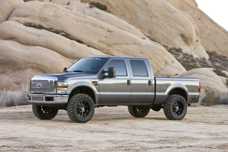 Fabtech 08-10 Ford F250 2WD V10 & Diesel 6-Zoll-Basis-System mit Perf.-Shocks