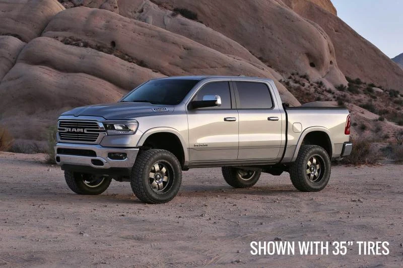Fabtech 19-21 Ram 1500 4WD 6-Zoll-Perf-System mit Dlss 2.5 C/O und Rr Dlss