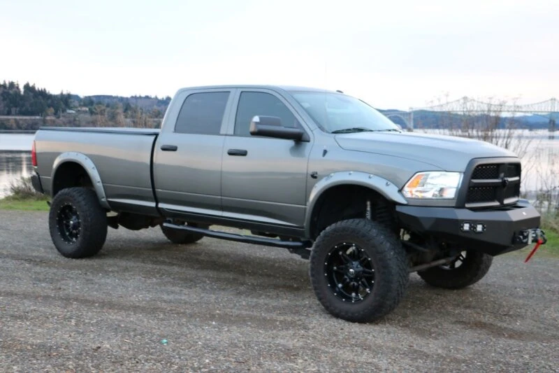 DV8 Offroad Frontstoßstange für 2010–2014 Dodge Ram 2500/3500