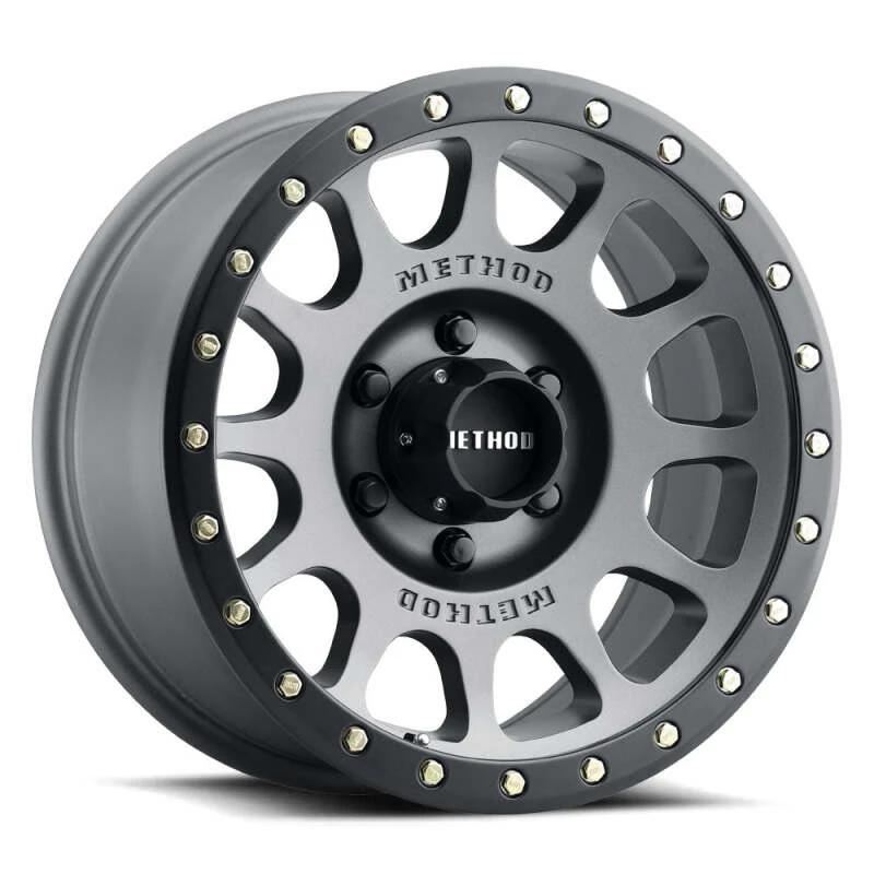 Method MR305 NV 17x8.5 0mm Offset 6x5.5 BP 108mm CB Titanium - Matte Black Lip Felge