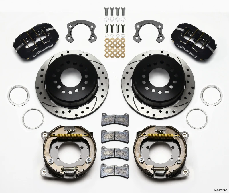 Wilwood Dynapro Low-Profile 11,00 Zoll P-Bremse Kit gebohrt Ford 8,8 Special mit 2,50 Zoll Offset-5 Loch