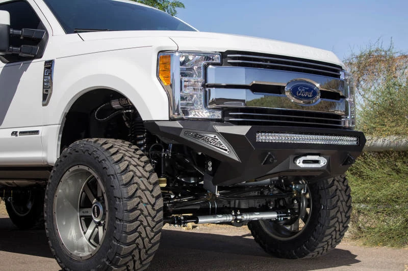 Addictive Desert Designs Stealth Fighter Front Bumper für 2017–2019 Ford Super Duty