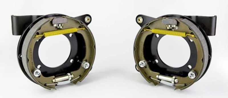 Wilwood Halter (2) - Disc/Trommel 93-01 Camaro. 2,75 Zoll Offset 1-teilig gelüftet