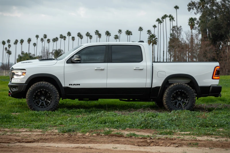 ICON 2019+ Ram 1500 2/4WD.75-2.5in Stage 1 Federungssystem