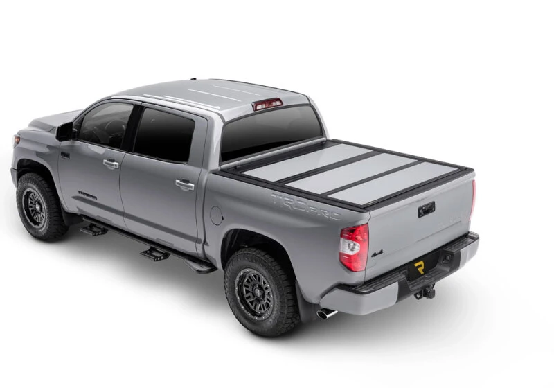 UnderCover Fusion Tonneau Cover für 2014–2021 Toyota Tundra 5'7" ohne Deck Rail System – Super White