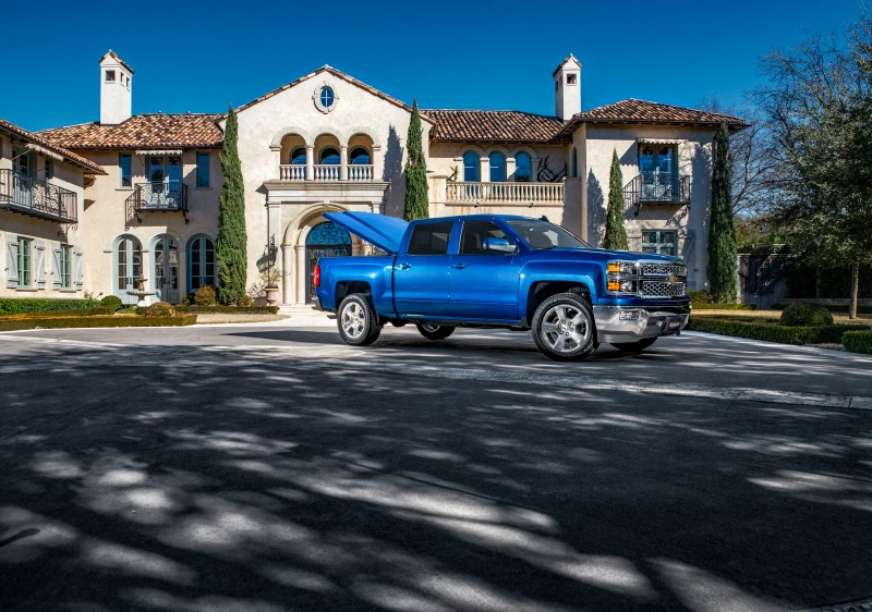 UnderCover Elite LX Tonneau Cover für 2016–2018 Chevrolet Silverado 1500 (2019 Legacy) 6.5ft