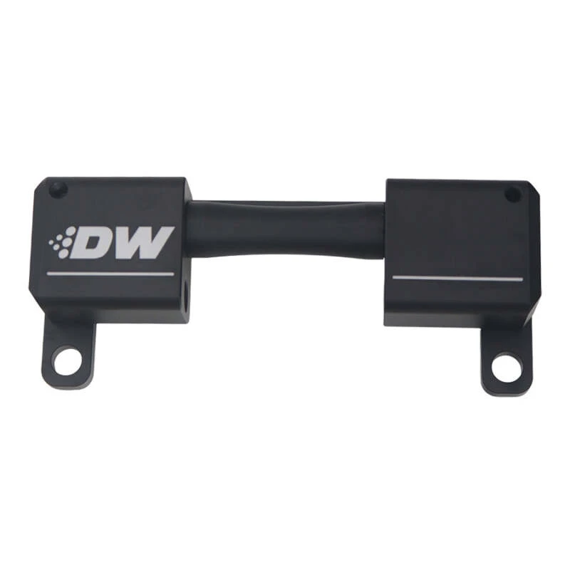 DeatschWerks High-Flow-Ethanol-Sensor-Adapter - 10AN ORB auf 10AN ORB - eloxiert matt schwarz