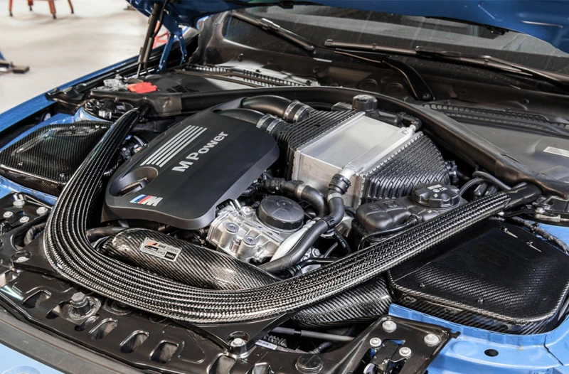 AWE Tuning BMW F8x M3/M4 S-FLO Carbon Ansaugung