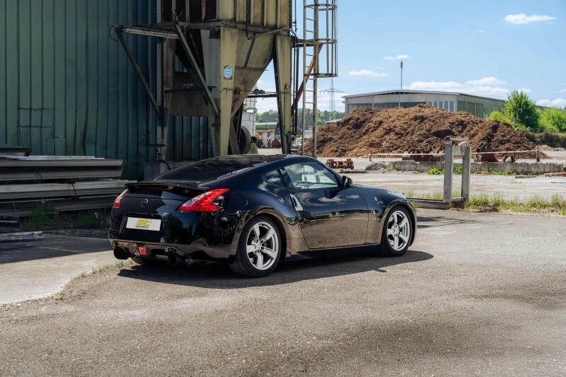 ST XTA Adjustable Coilovers 2009+ Nissan 370Z / 08-13 Infiniti G37 Coupe