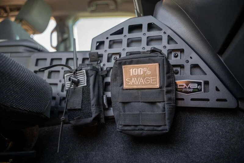 DV8 Center Console Molle Panels für 2024–2025 Toyota Land Cruiser