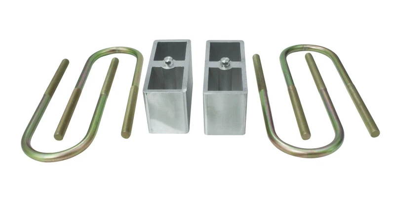 MaxTrac 3 Zoll Tieferlegungsblöcke mit U-Bolts für 1982–2004 Chevrolet S10 2WD