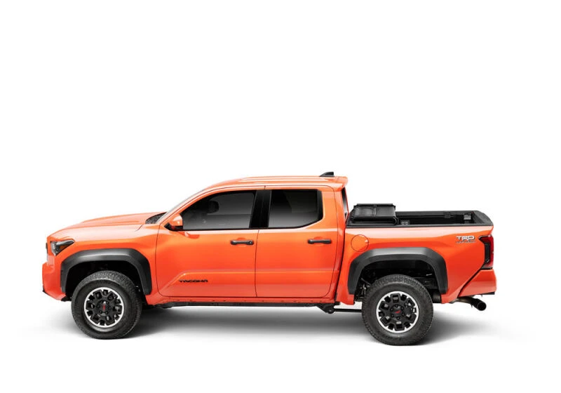Extang Trifecta E-Series Tri-Fold Tonneau Cover für 2024–2025 Toyota Tacoma