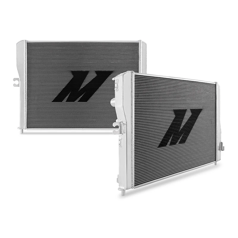 Mishimoto 14-19 Chevrolet Corvette Leistungs-Aluminiumkühler (Silber)