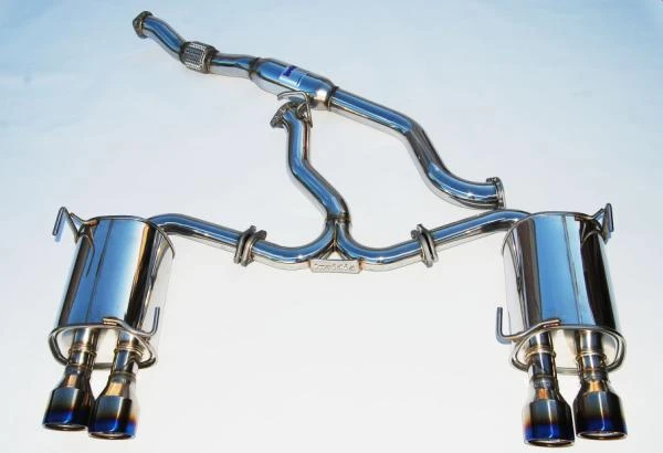 Invidia Q300 Titanium Tip Cat-back Auspuff für 2011–2014 Subaru WRX / STI Sedan