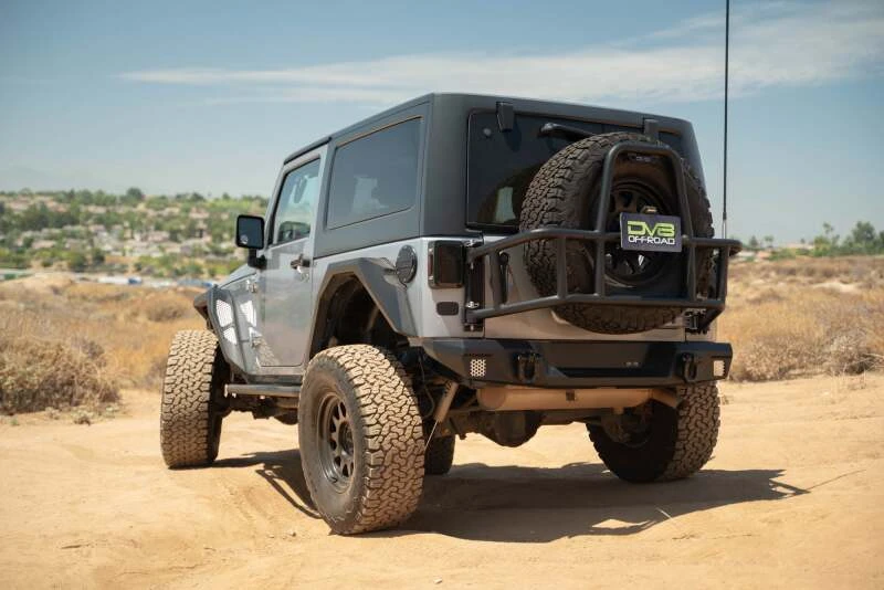 DV8 Offroad Body Mounted Tire Carrier für 2007–2018 Jeep Wrangler JK