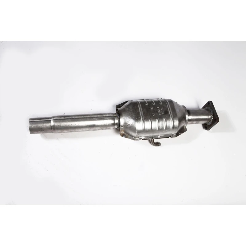 Omix Katalysator 84-90 Cherokee und Wrangler