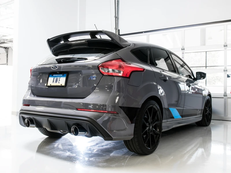 AWE Tuning Ford Focus RS SwitchPath Kat-Endschalldämpfer - Diamantschwarze Endrohre
