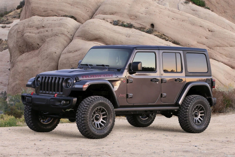 Fabtech 18-21 Jeep JL 4-Türer 4WD 3 Zoll Sport-System mit Stealth